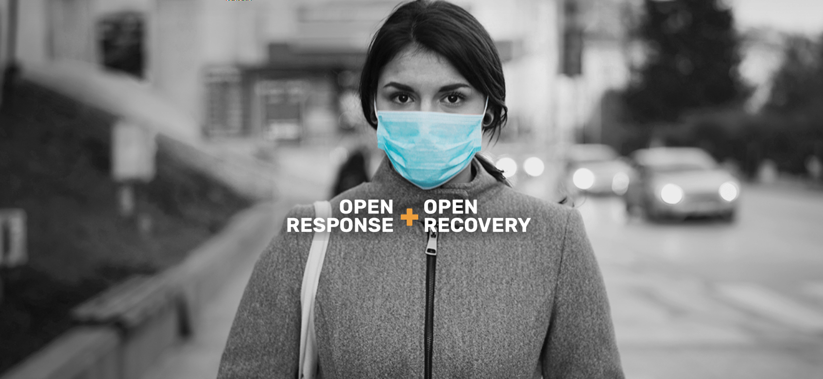Hintergrundbild einer jungen Frau mit medizinischer Maske, darüber steht "Open Response and Open Recovery"